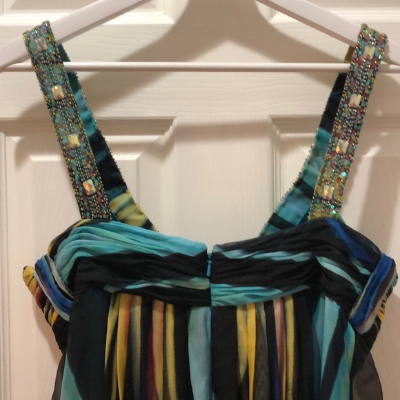 Beautiful evening gown - Picture 5 of 7